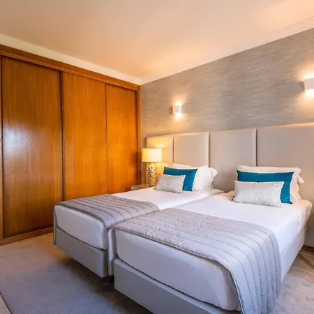 Vale D'oliveiras Quinta & Rezort 5*