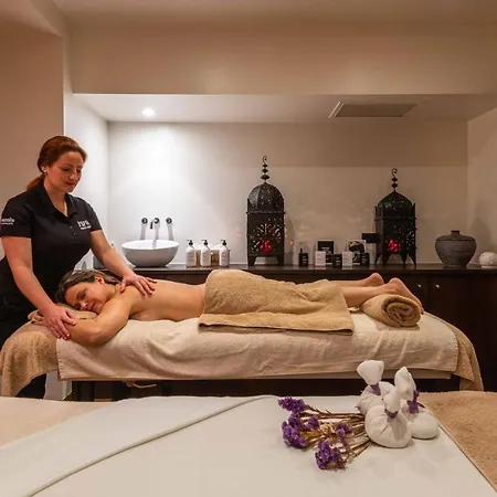 منتجع Vale D'oliveiras Quinta & كارفويرو