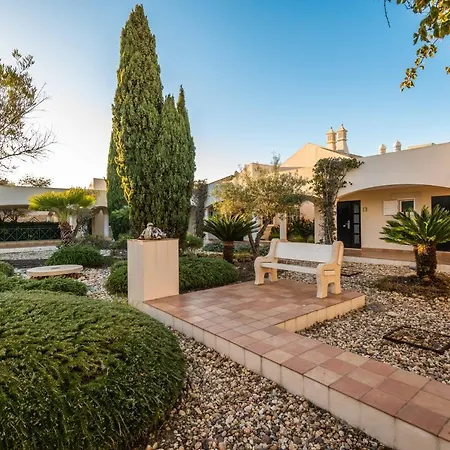 Vale D'oliveiras Quinta & كارفويرو