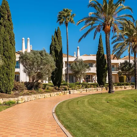 Vale D'oliveiras Quinta & Semesteranläggning (resort)