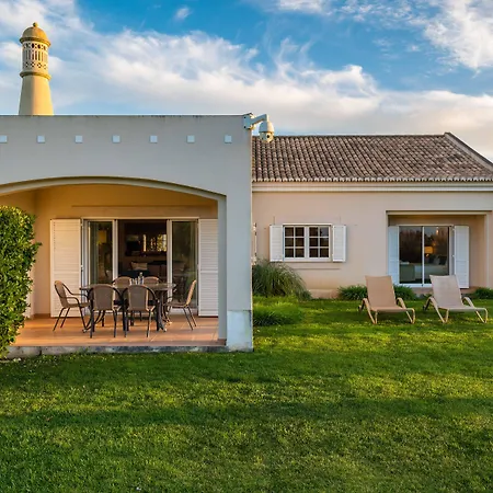 Vale D'oliveiras Quinta & Resort 5*